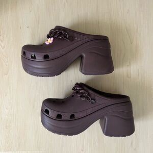 crocs purple siren clogs